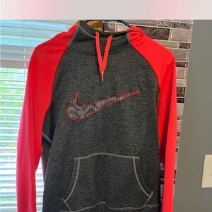 Nike Women's Charcoal and Bright Red Hoodie therma fit